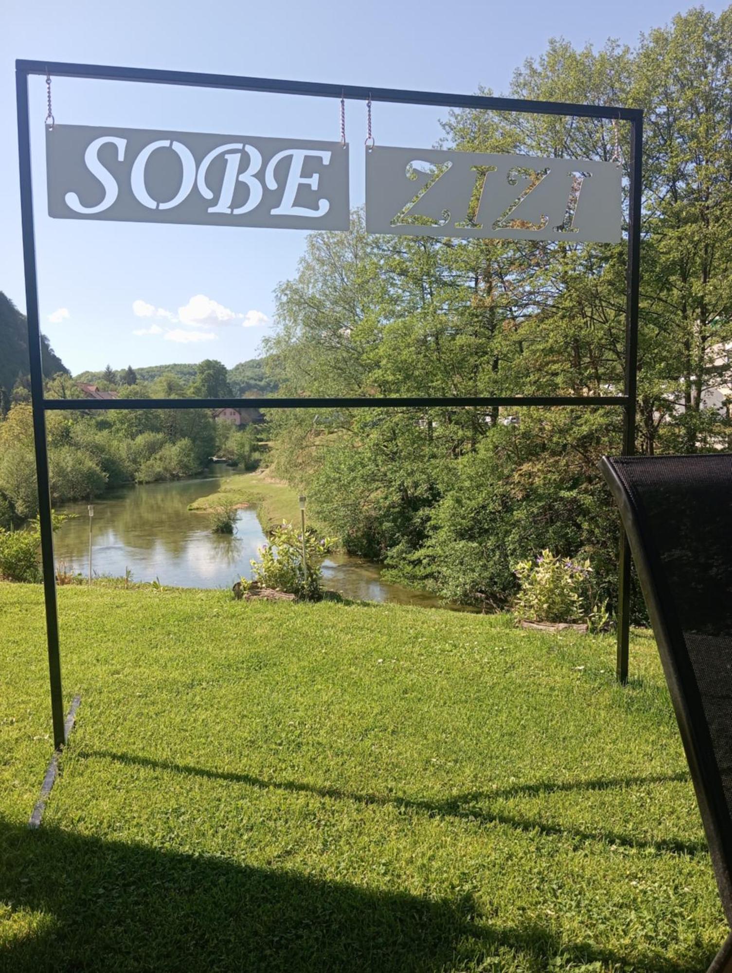 Sobe Zizi Panzió Jajca Kültér fotó